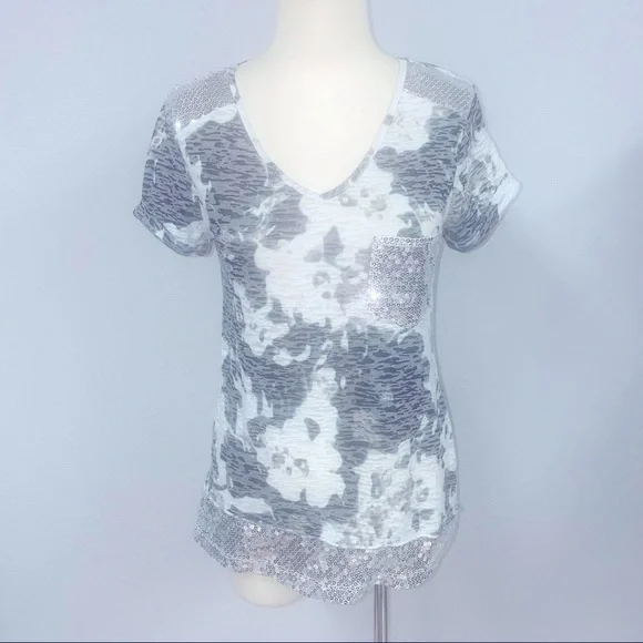 ＊cocomo*♡  Cocomo | Tops | Womensshortsleeve Cocomo Sequined Top Sz S | Poshmark